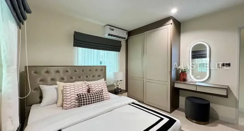 出售 4 卧室 独立屋 在 Huai Yai, 芭提雅