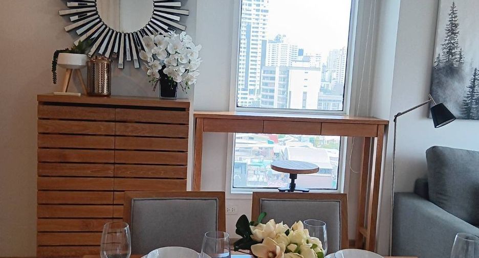 For rent 1 bed condo in Watthana, Bangkok