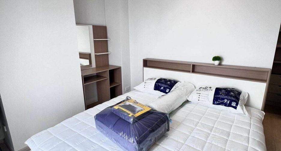 For rent 2 bedrooms condo in Din Daeng, Bangkok