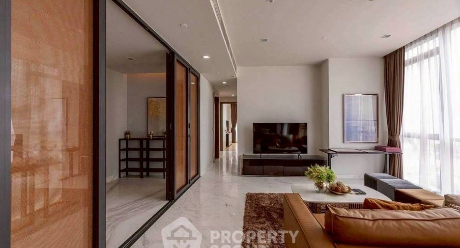 For rent 2 bedrooms condo in Watthana, Bangkok