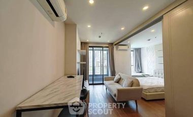 Wohnung zur Miete mit 1 Zimmer in Pathum Wan, Bangkok