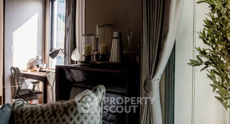 For rent 1 bed condo in Bang Rak, Bangkok