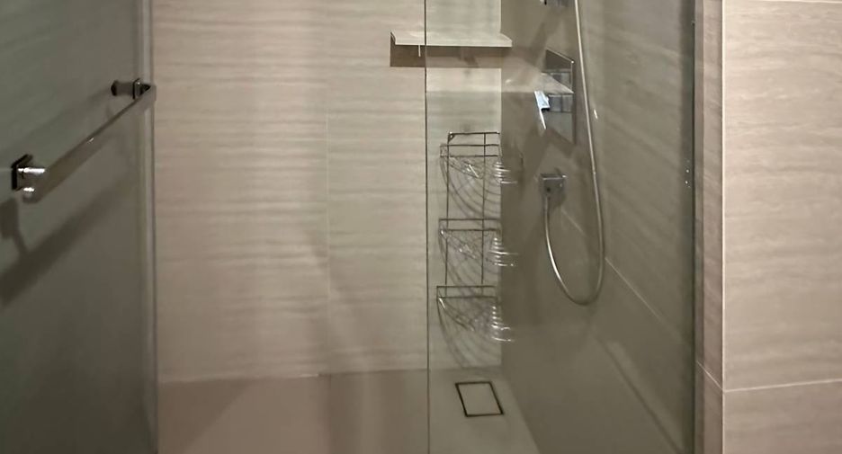 For rent 1 bed condo in Huai Khwang, Bangkok