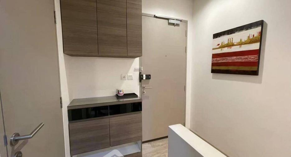 For rent 1 bed condo in Phra Khanong, Bangkok