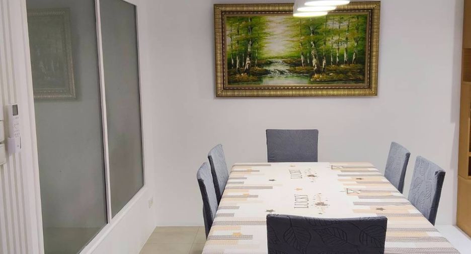 For rent 2 bedrooms villa in East Pattaya, Pattaya