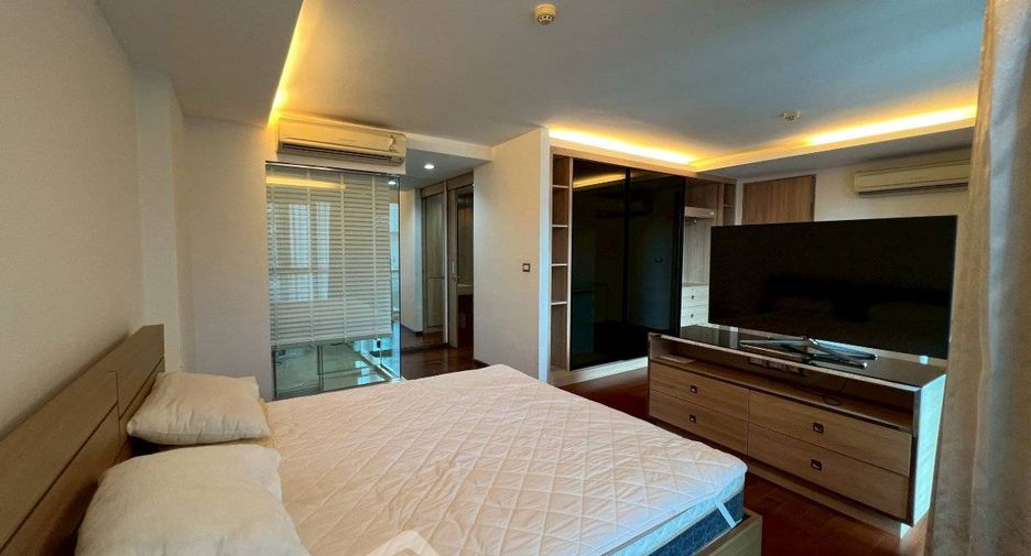 For rent 2 ベッドルーム condo in Watthana, Bangkok