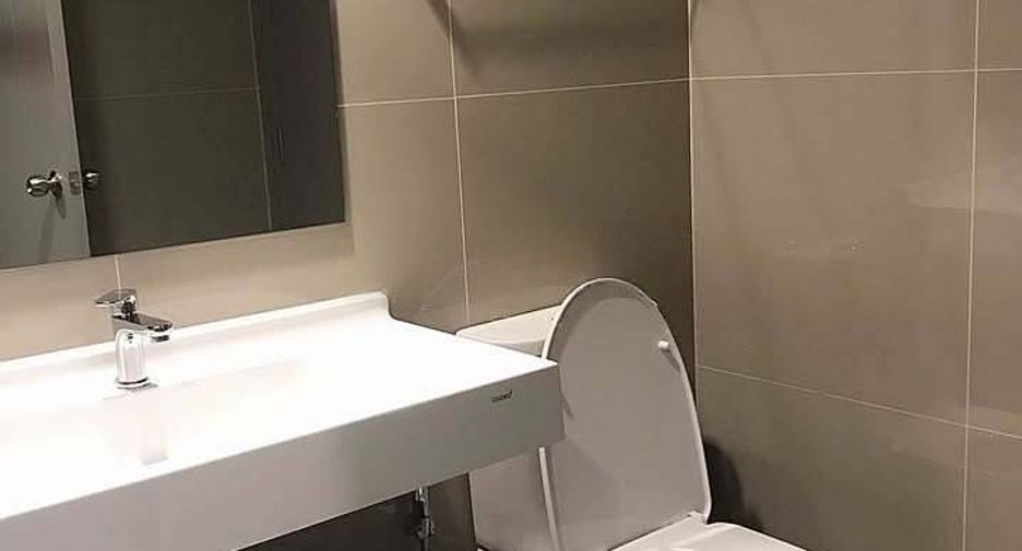 For rent 1 bed condo in Phaya Thai, Bangkok