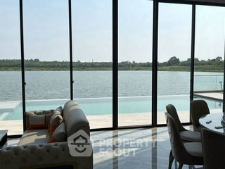 出租 4 卧室 独立屋 在 Bang Phli, Samut Prakan