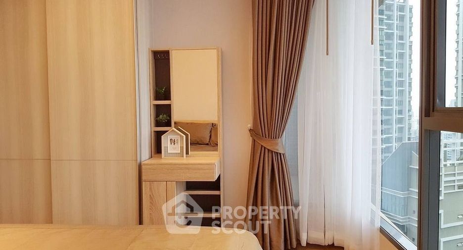 For rent 2 bedrooms condo in Khlong Toei, Bangkok