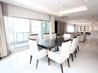 For rent 4 ベッドルーム apartment in Pathum Wan, Bangkok