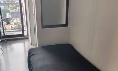 For rent 1 bed condo in Phra Khanong, Bangkok