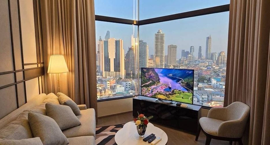 À louer 2 chambres condo à Bang Rak, Bangkok