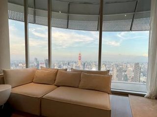 For rent 3 ベッドルーム apartment in Pathum Wan, Bangkok