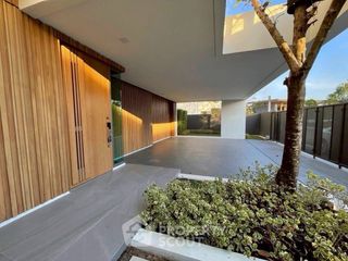 出租 4 卧室 独立屋 在 Saphan Sung, 曼谷