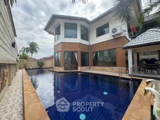 For rent 4 bedrooms house in Bang Lamung, Chonburi