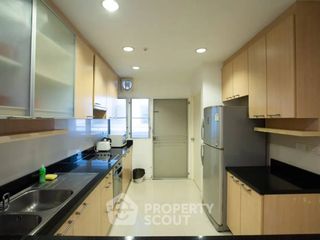 Apartment zur Miete mit 3 Zimmer in Watthana, Bangkok