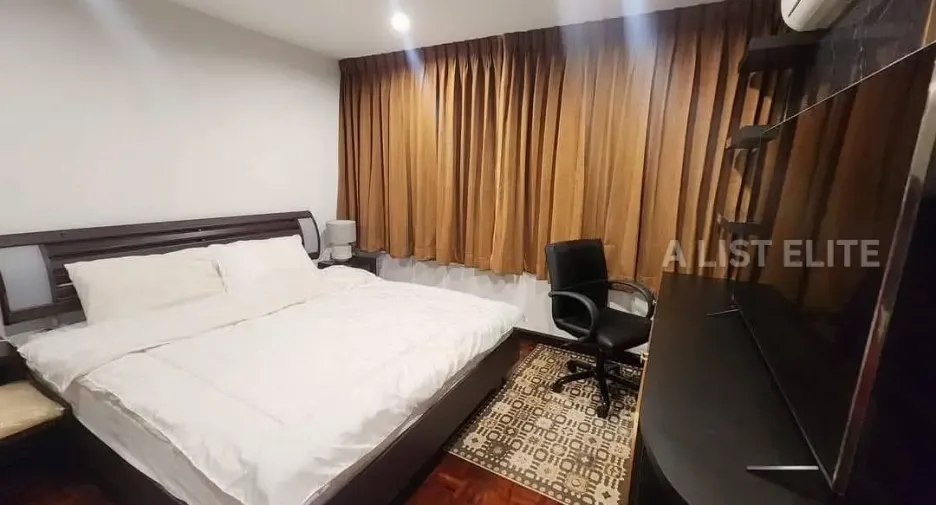 For rent 3 bedrooms condo in East Pattaya, Pattaya