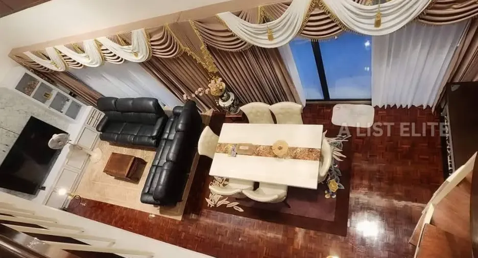 For rent 3 bedrooms condo in East Pattaya, Pattaya