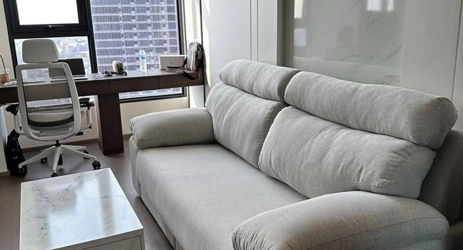 Condo en alquiler de 1 habitaciones en Bang Rak, Bangkok