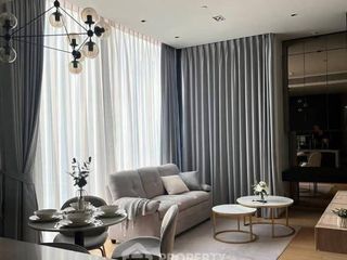 Condo en alquiler de 2 habitaciones en Pathum Wan, Bangkok