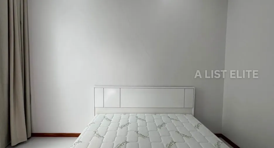 For rent 5 bedrooms house in East Pattaya, Pattaya