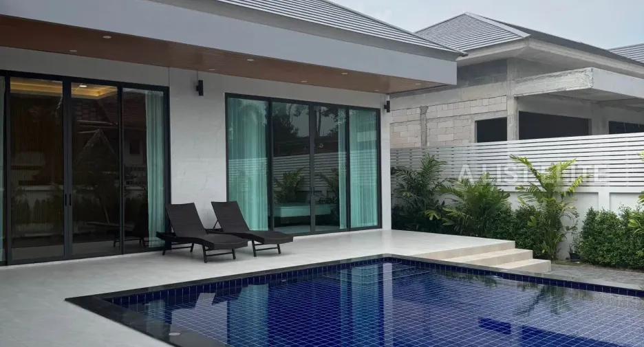 For rent 5 bedrooms house in East Pattaya, Pattaya
