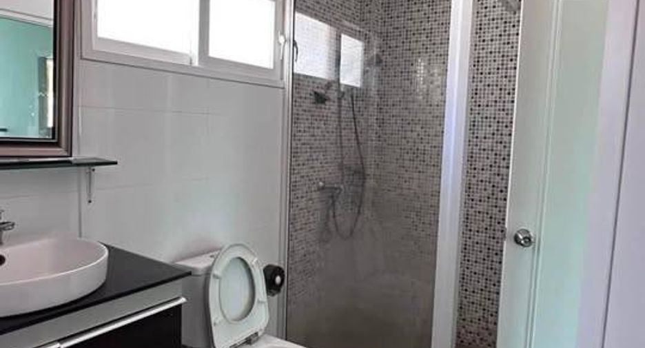 Haus zur Miete mit 4 Zimmer in East Pattaya, Pattaya
