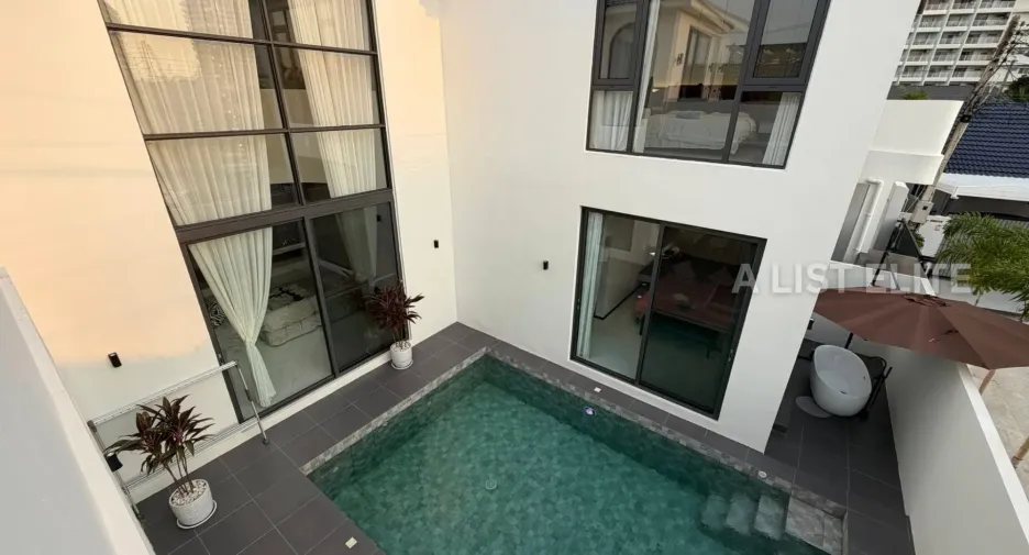 Haus zur Miete mit 4 Zimmer in Pratumnak, Pattaya