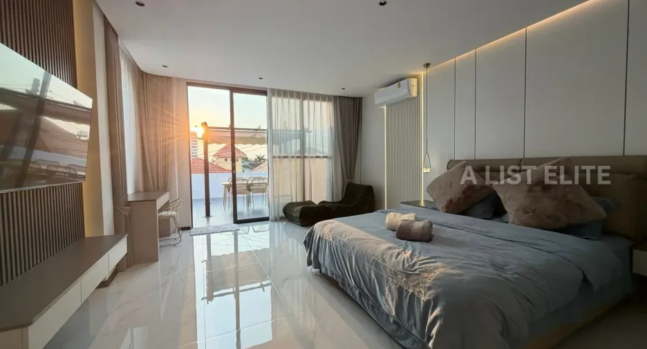 Haus zur Miete mit 4 Zimmer in Pratumnak, Pattaya