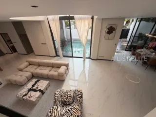 Haus zur Miete mit 4 Zimmer in Bang Lamung, Chonburi