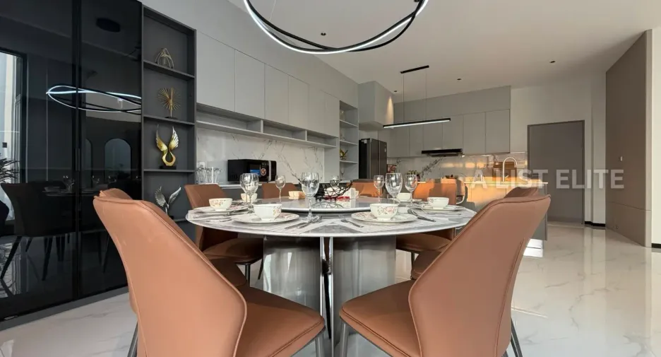 Haus zur Miete mit 4 Zimmer in Pratumnak, Pattaya
