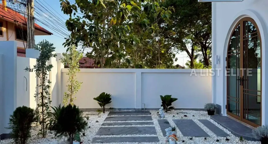 For rent 4 bedrooms house in Jomtien, Pattaya