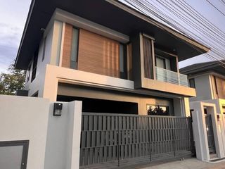 Haus zur Miete mit 4 Zimmer in Bang Lamung, Chonburi