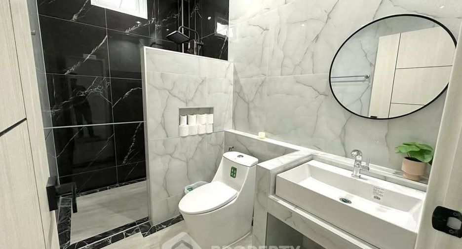 For rent 3 bedrooms house in East Pattaya, Pattaya