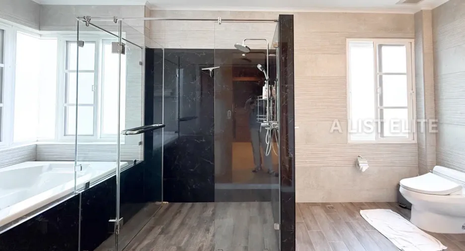 Condo en venta de 4 habitaciones en Sattahip, Chonburi