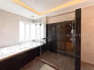 For sale 4 bedrooms condo in Bang Saray, Pattaya