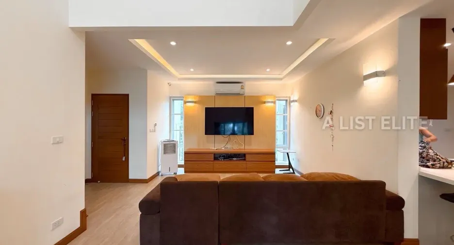 Condo en venta de 4 habitaciones en Sattahip, Chonburi