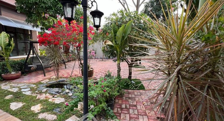 For rent 3 bedrooms house in East Pattaya, Pattaya