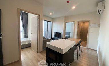 For rent 2 bedrooms condo in Huai Khwang, Bangkok