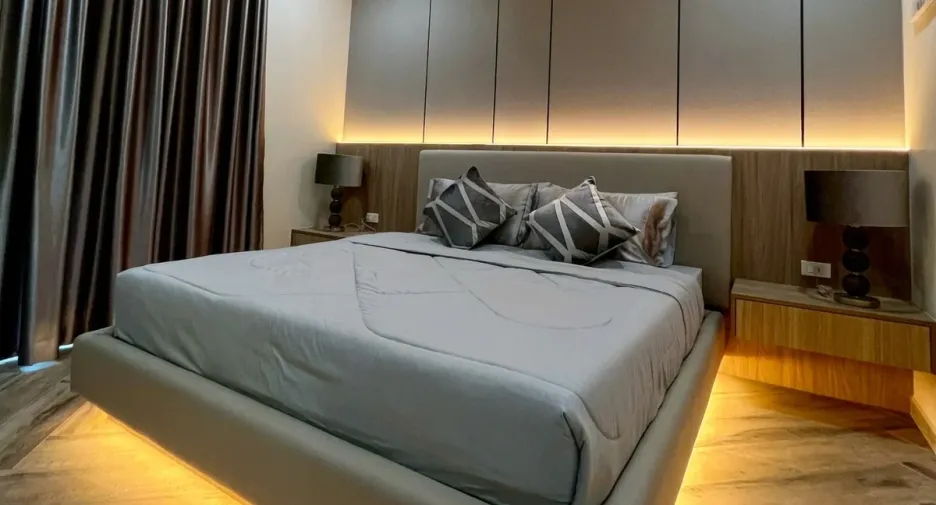 For sale 5 bedrooms house in East Pattaya, Pattaya
