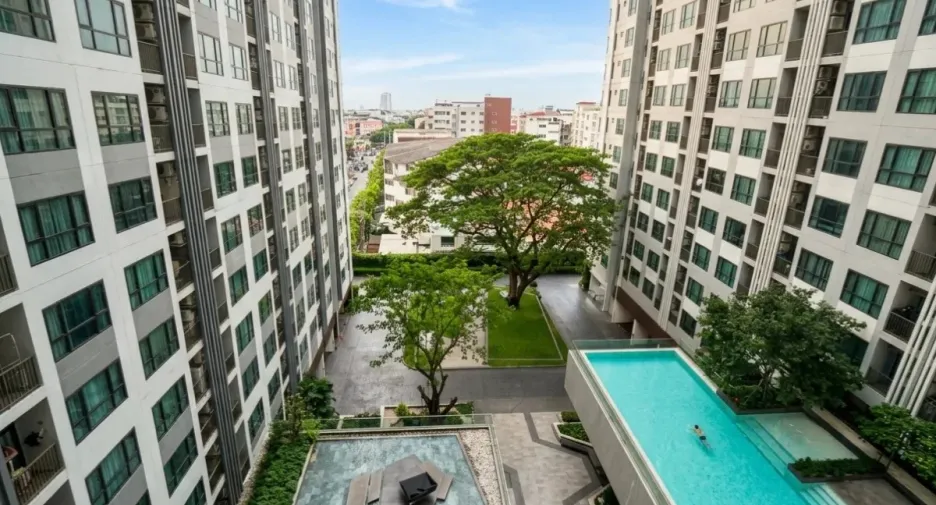 For sale 2 bedrooms condo in South Pattaya, Pattaya