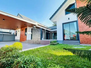 Продажа 3 спальни дом в Банг Ламунг, Чонбури