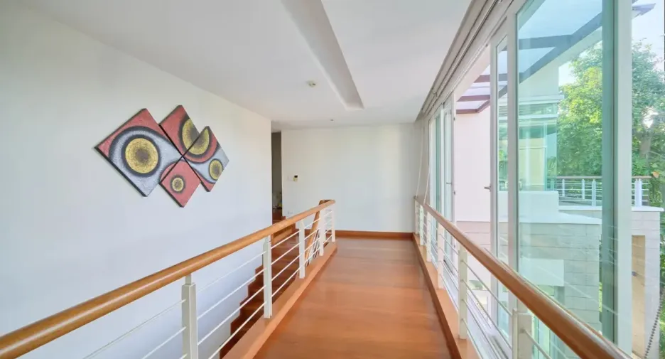 For rent and for sale 4 bedrooms house in Sattahip, Chonburi