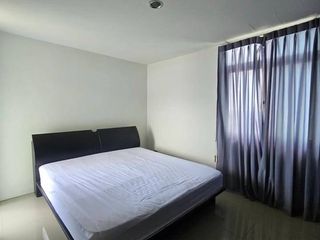 For rent 2 bedrooms condo in Bangkok Noi, Bangkok