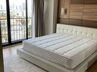 Condo en alquiler de 1 habitaciones en Khlong Toei, Bangkok