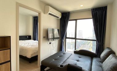 À louer 1 chambre condo à Huai Khwang, Bangkok