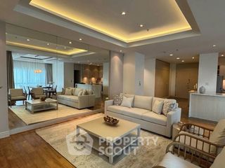 For rent 3 ベッドルーム apartment in Pathum Wan, Bangkok