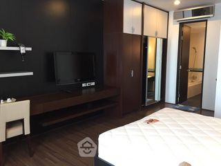 For rent 2 bedrooms condo in Bang Khun Thian, Bangkok