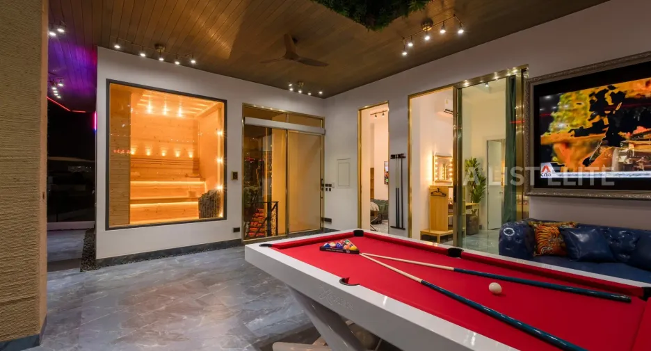 For sale and for rent 10 bedrooms house in Jomtien, Pattaya