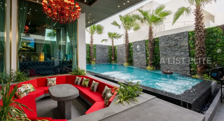 For sale and for rent 10 bedrooms house in Jomtien, Pattaya